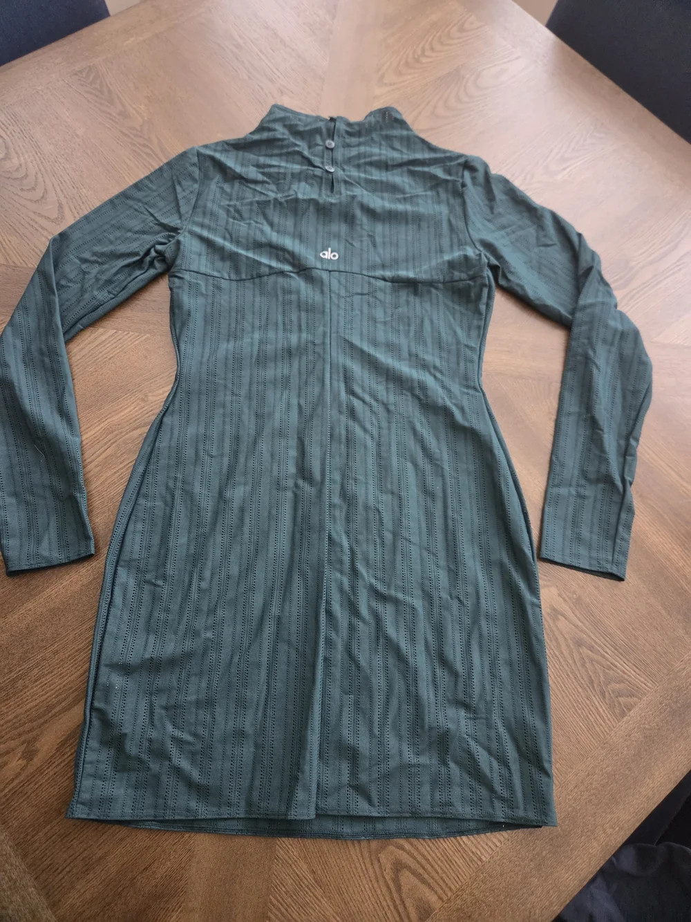 Alo Yoga NWOT Euphoria Long Sleeve Dress in Midnight Green sz MEDIUM